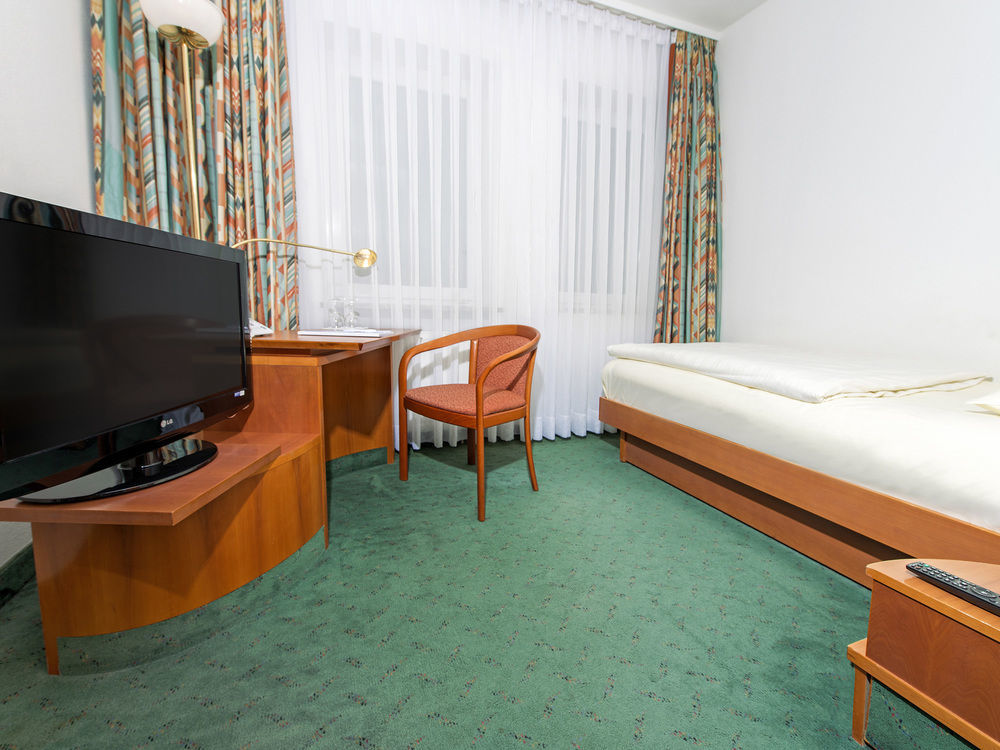 Dormero Hotel Dresden Airport Eksteriør billede
